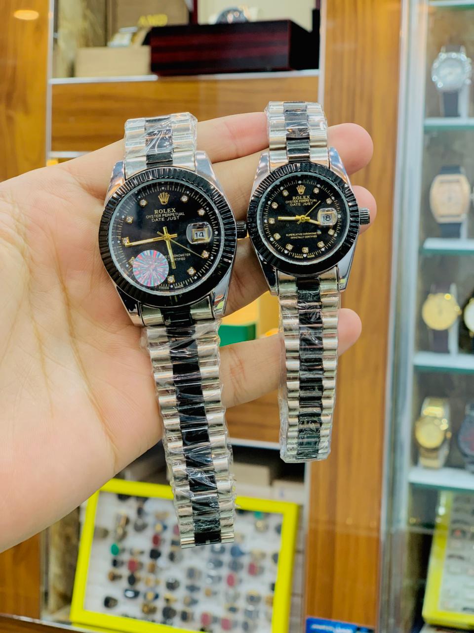 Classic Two-Tone Couple Dial Luxury Watch